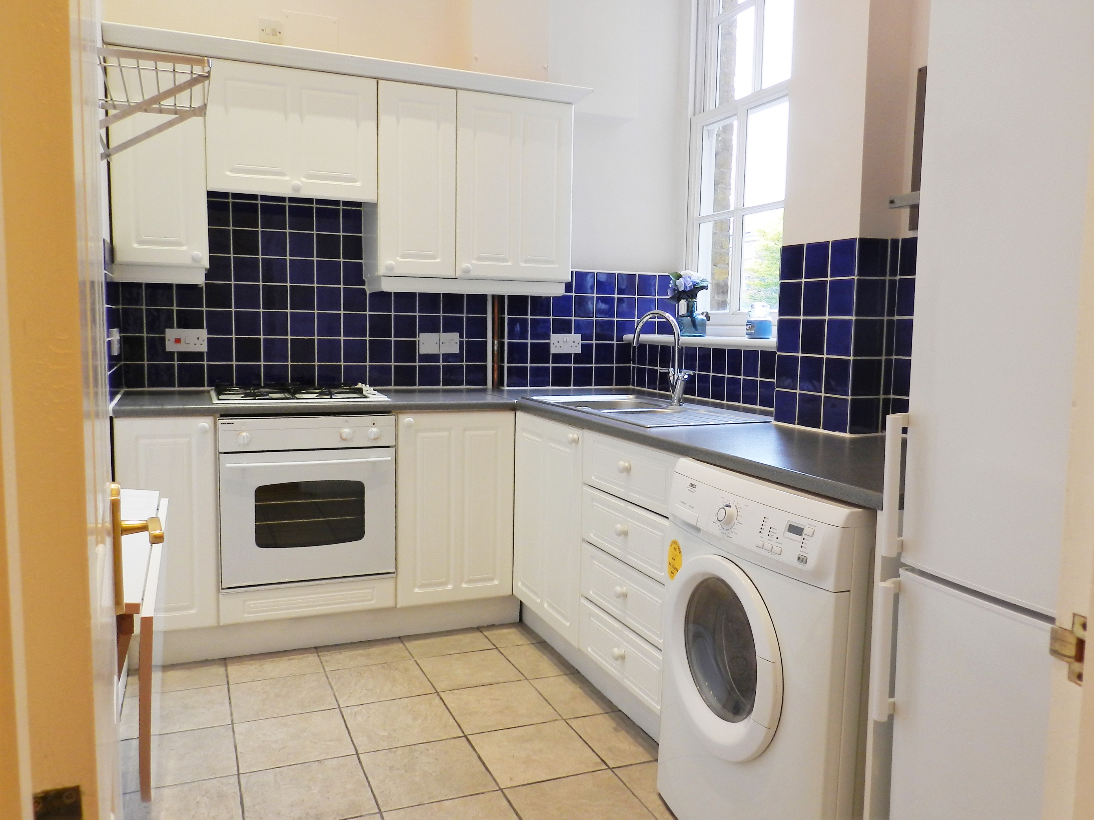 DSCN6417 Havilands Winchmore Hill Havilands Winchmore Hill