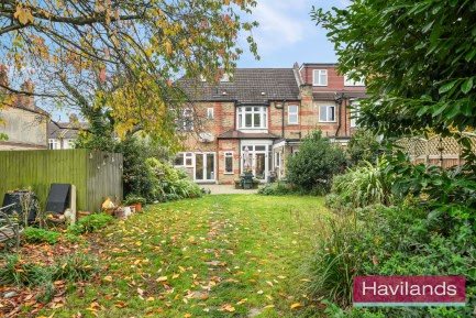 Havilands : Havilands_Lakes Estates_Oakfield Road-11
